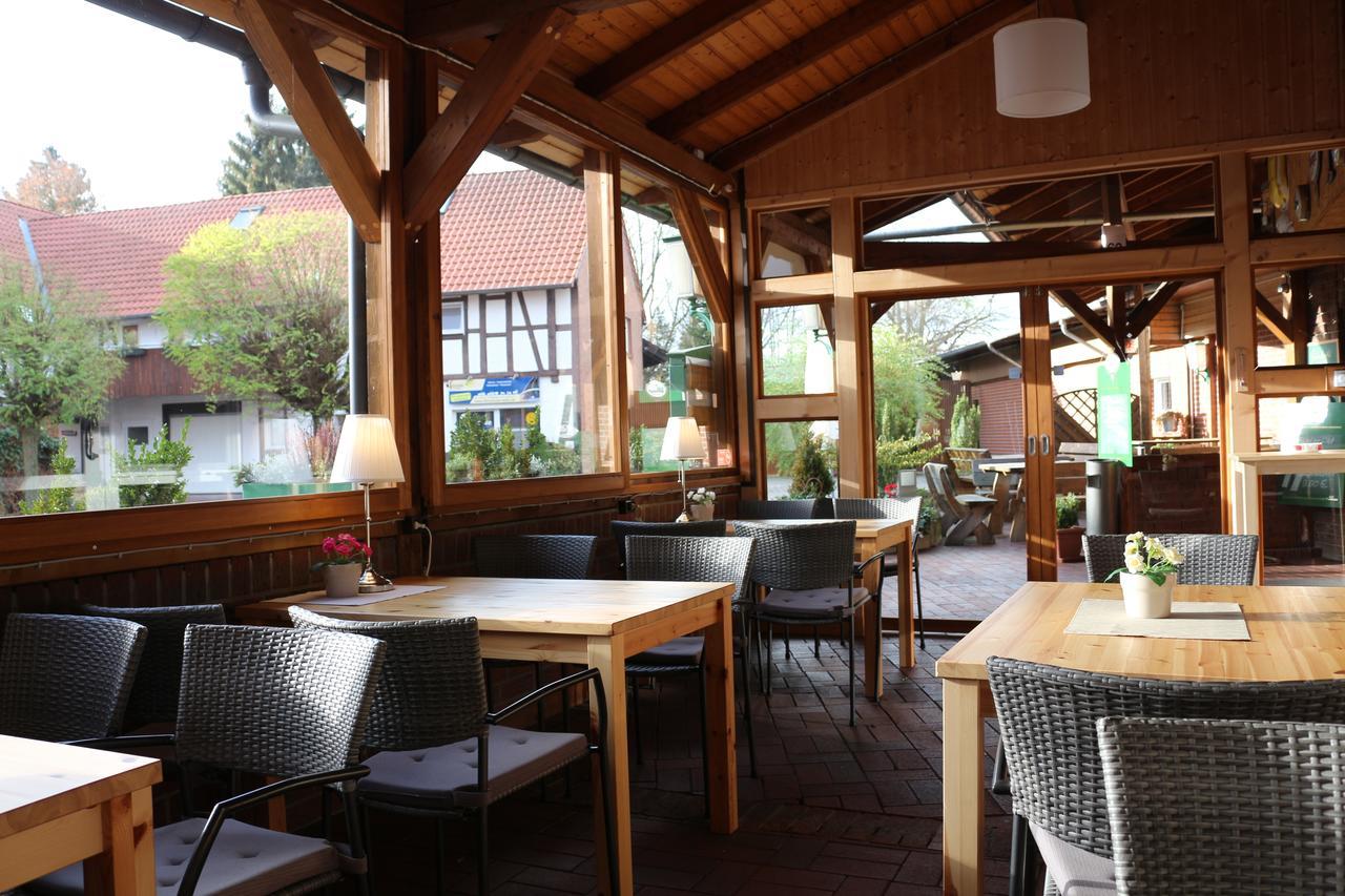 Landgasthof Schoenecke Wahrenholz Bagian luar foto